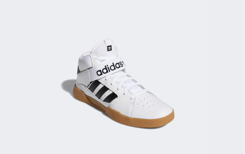 nuove scarpe adidas alte